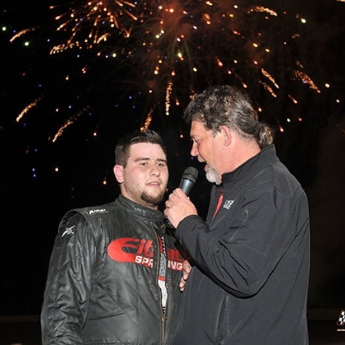 USMTS announcer Lon Oelke interviewing Ryan after winning the King of 